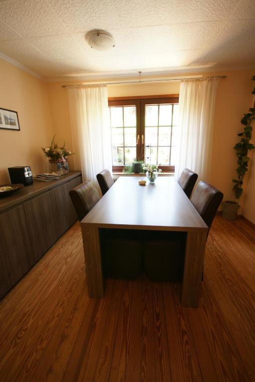 Landgasthof Em Lade Dahlem  Esterno foto